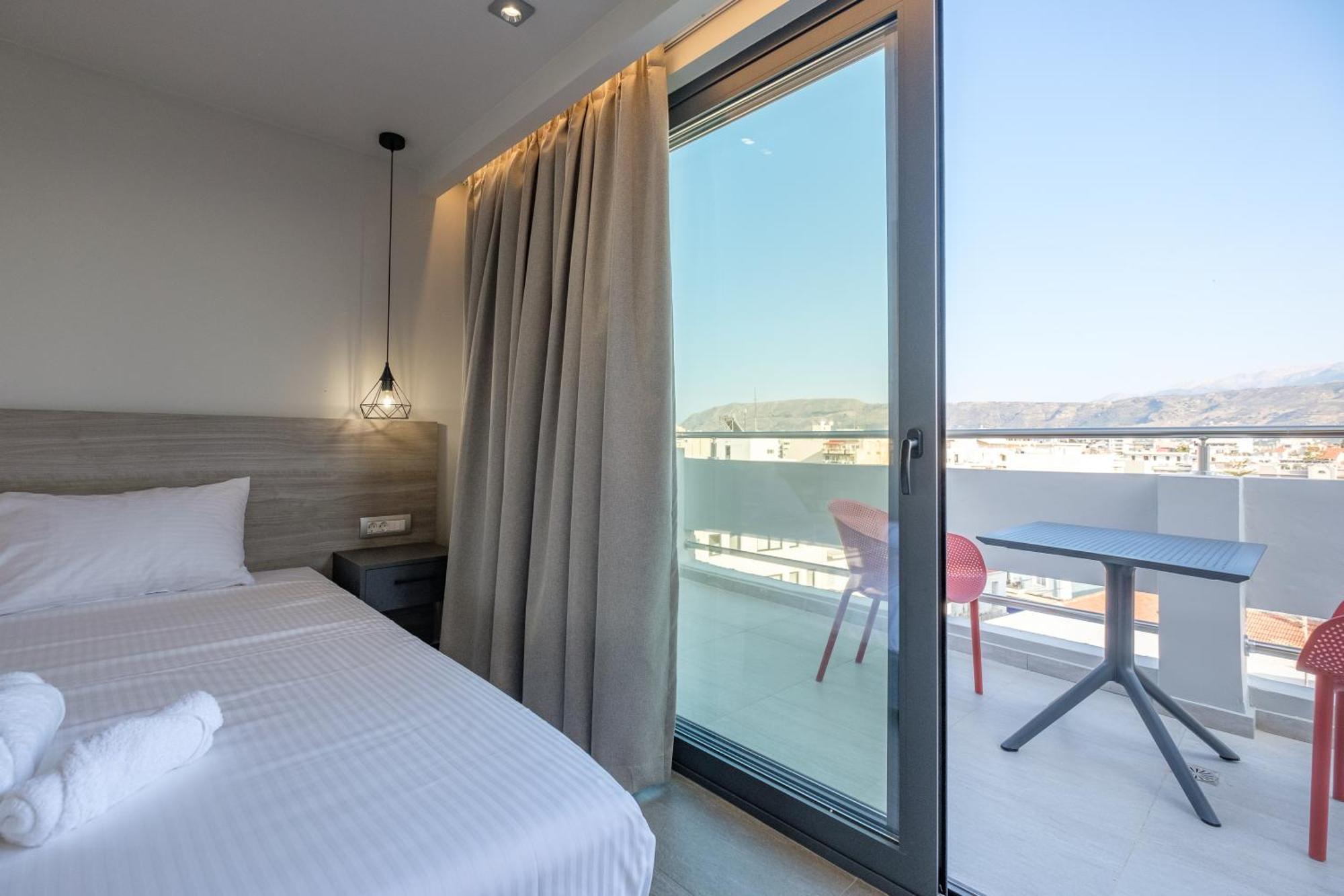 Apartmán Sky-High 70Sqm Penthouse W. Stunning Views - 05 Chania  Exteriér fotografie